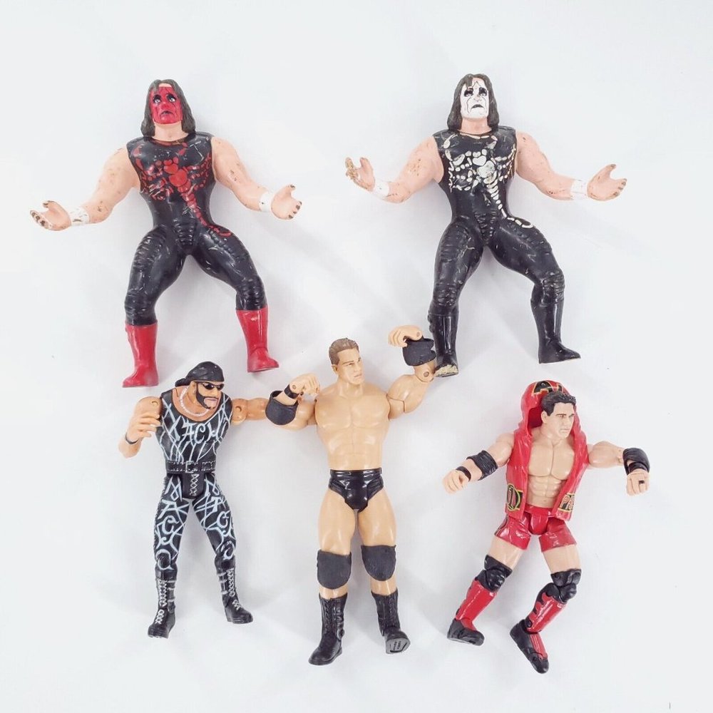 Vintage wwe Wrestlers Action Figures lot‎ of 5